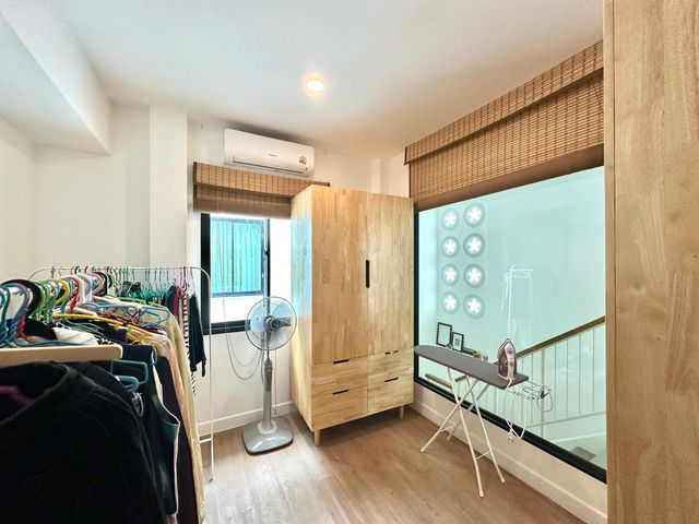 WhatsApp Image 2025-10-02 at 14.32.29_4bd85b2d.jpg